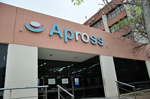 Apross-fachada-nota.jpg